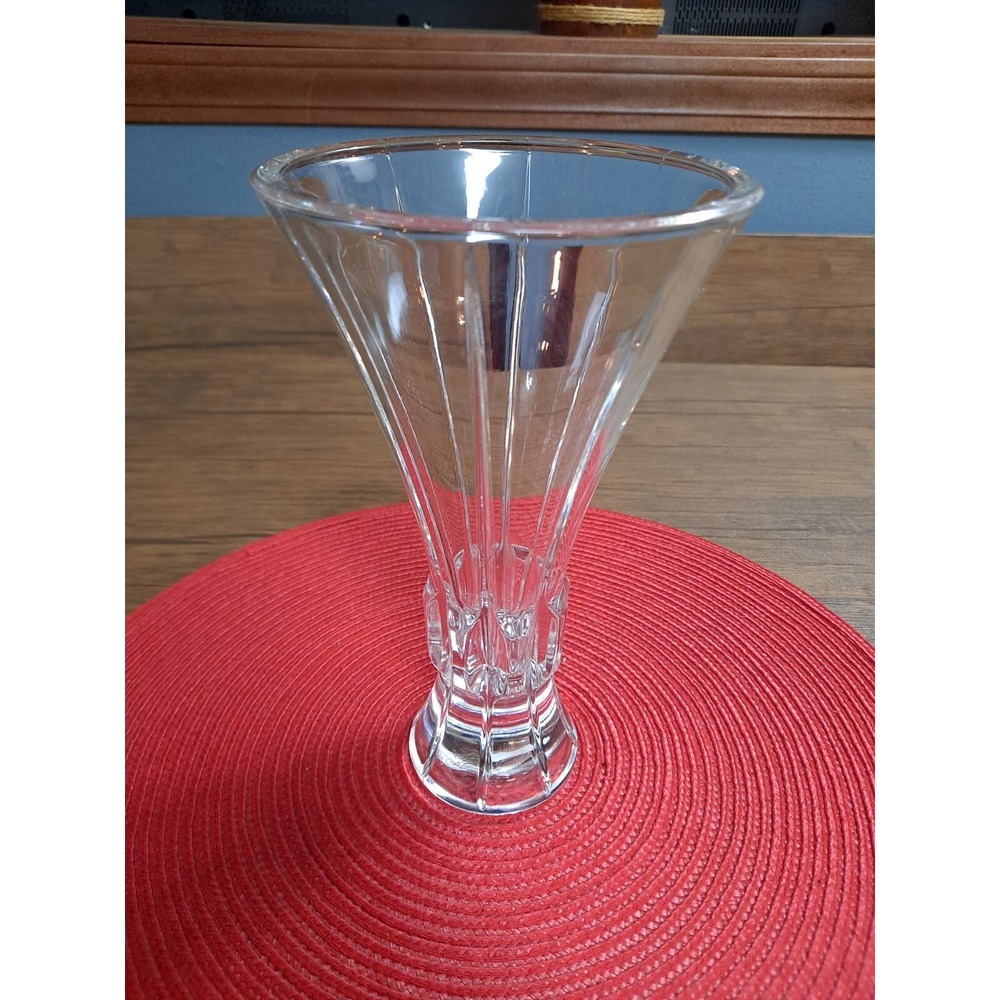 Shannon Crystal Designs of Ireland Lead Crystal Vase‎